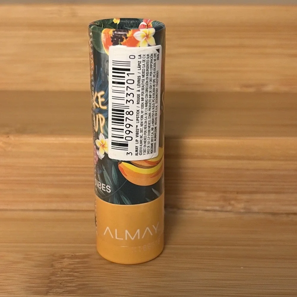 Almay Lip‎ Vibes Lipstick, Shake it Up/Sealed💋